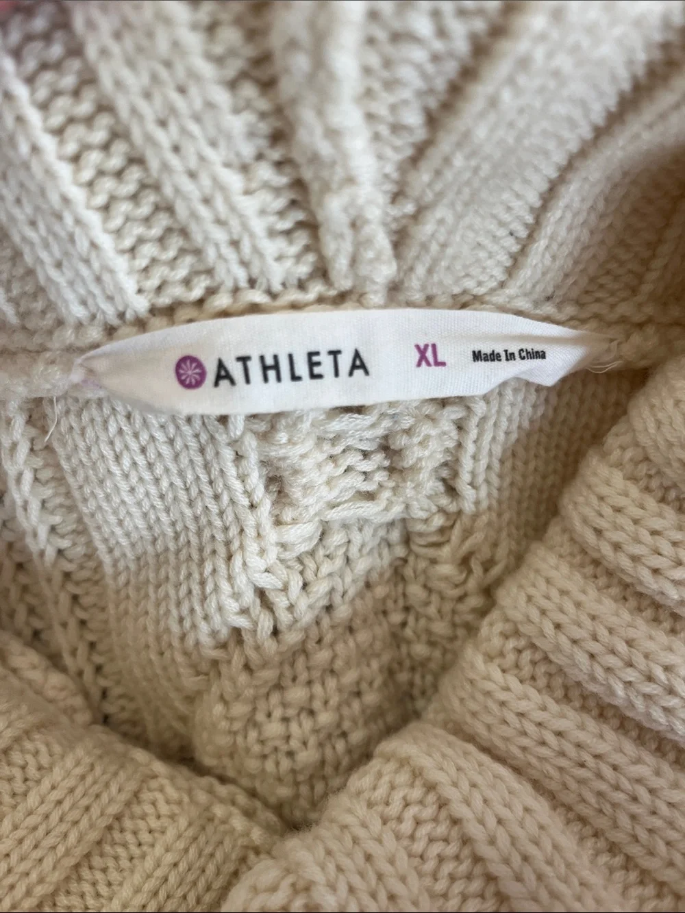 Athleta Classic Cream Cable Cowl-Neck Soft 100% Merino Wool Sweater, Sz XL